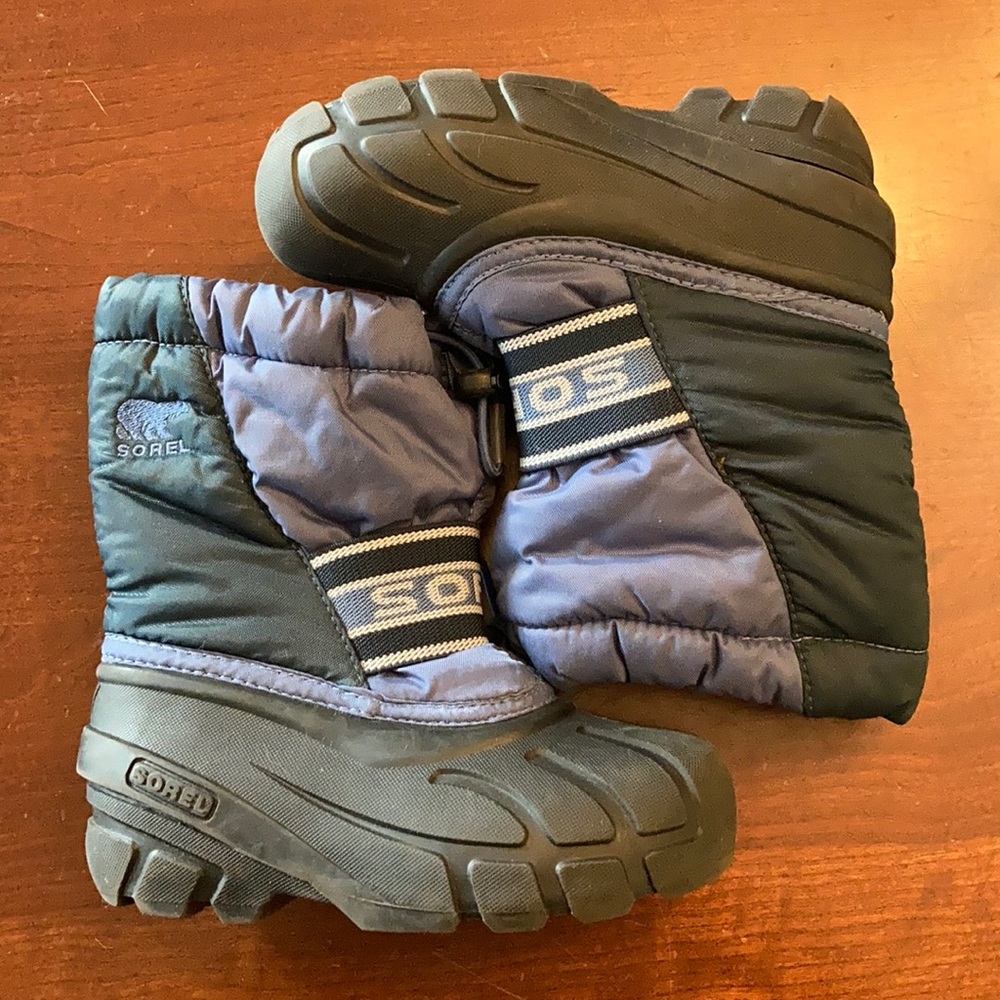 Sorel Kids Navy and Black Snow Boots